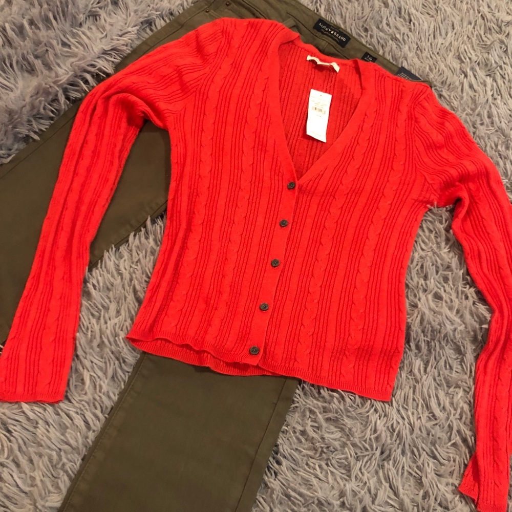 American Eagle sweater